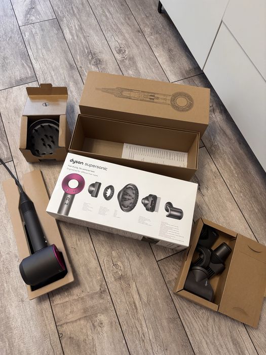 Фен Dyson Supersonic HD07