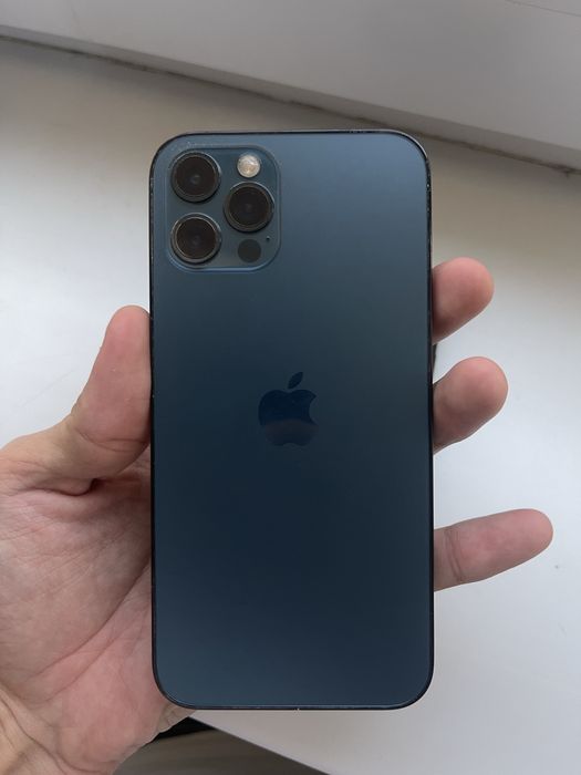 Iphone 12 pro, в идеальном состоянии