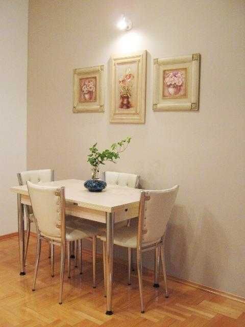 Дава се под наем Двустаен апартамент в София, Карпузица - 70 кв.м за 561 € - Снимка #1