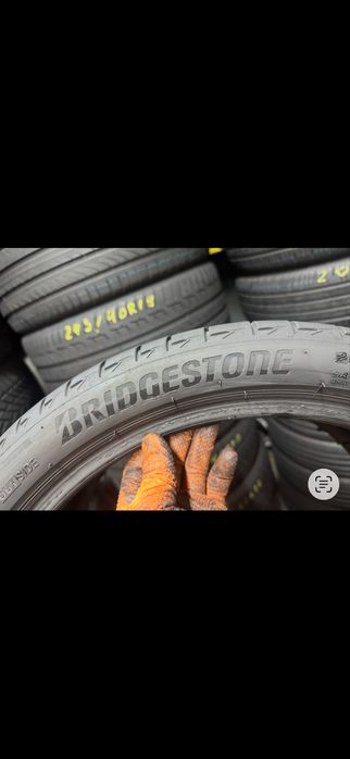 255 35 19 Bridgestone 2023