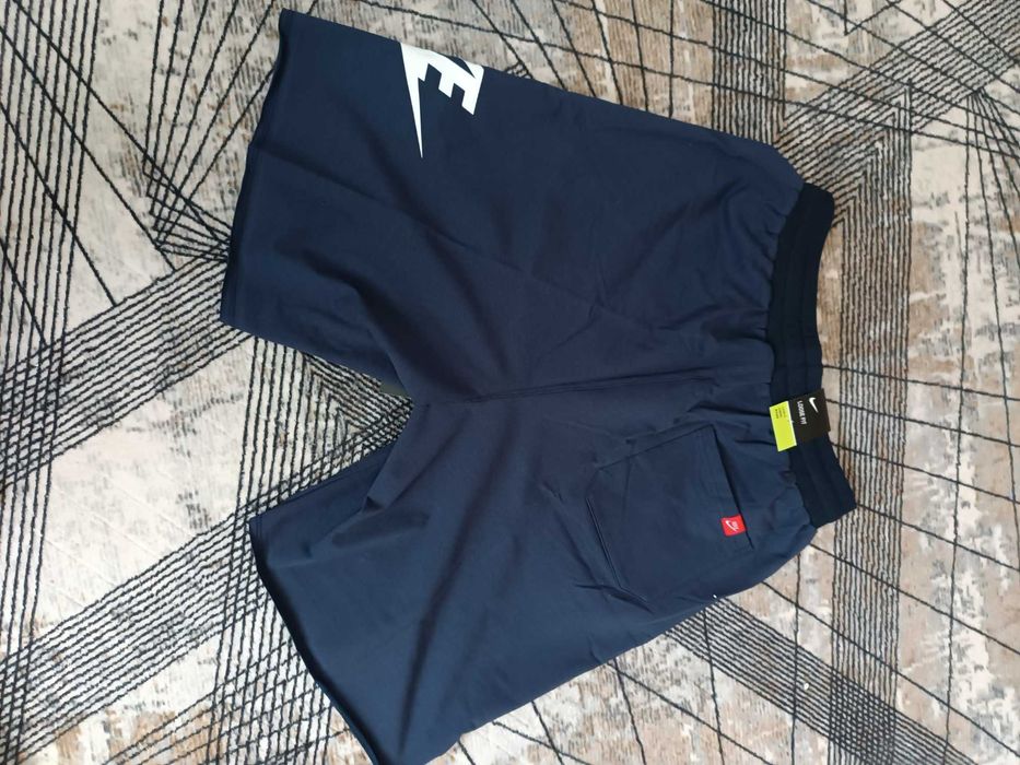 Панталон NIKE , цвят тъмносин, L размер