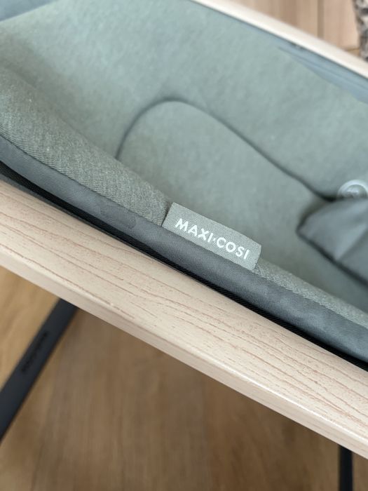Maxi Cosi шезлонг