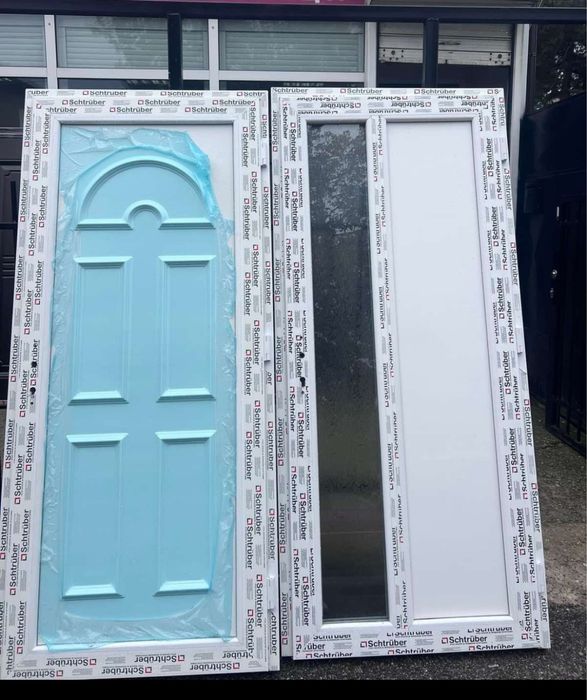 Голям избор врати за външни условия