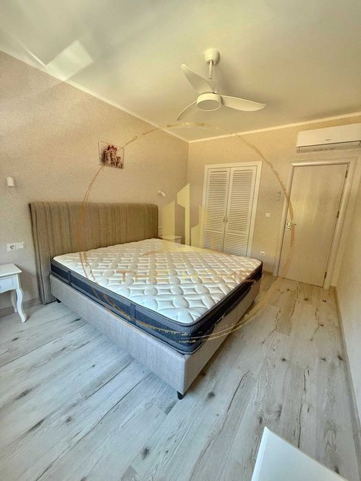 Дава се под наем Тристаен апартамент в Варна, Бриз - 100 кв.м за 1500 € - Снимка #3