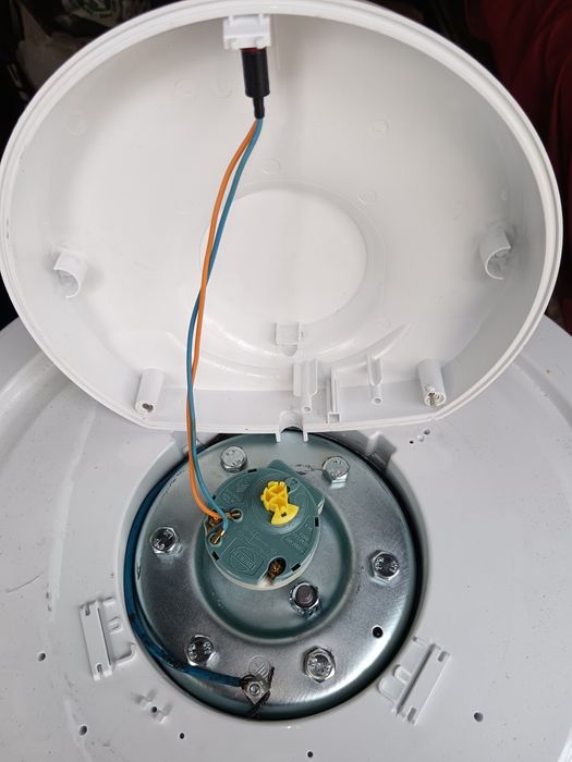 Бойлер 81л Бош(bosch) с семпертина