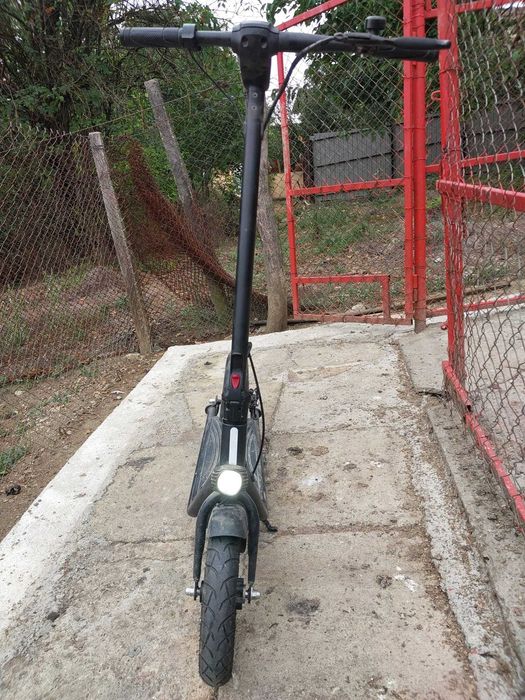 Trotineta electrica de vanzare