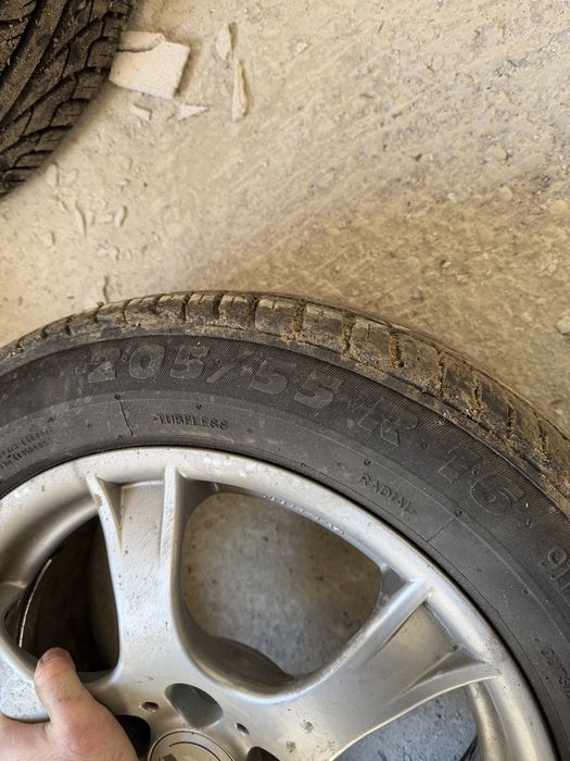 Jante aluminiu cu anvelope de vara