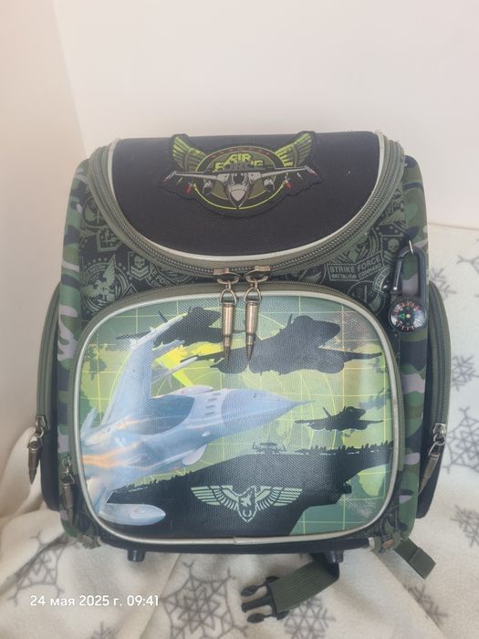 школьный новый ранец