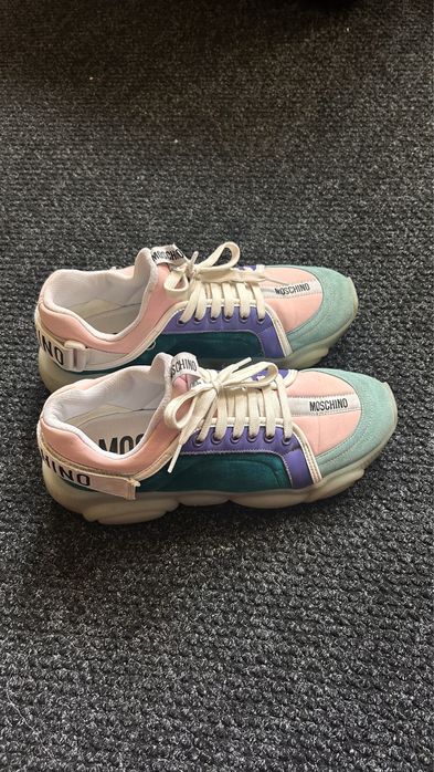 Маратонки Moschino размер 40