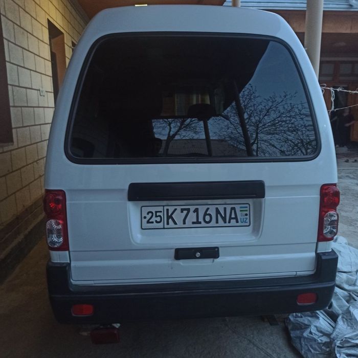Chevrolet Damas 2