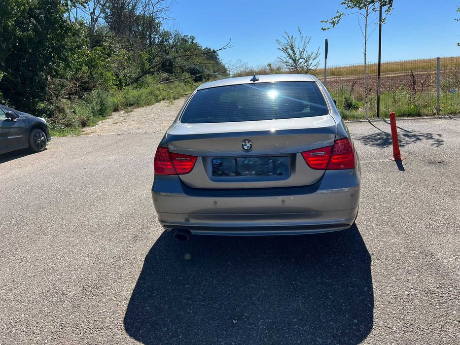 De vanzare BMW E90 163cp an 2011