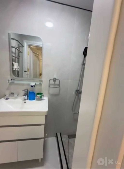 Kvartira sotiladi novostroyka 55 m2