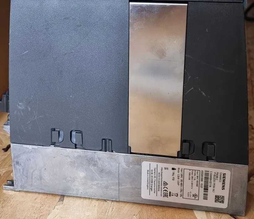 Siemens PM240-2,(1P) 6SL3210-1PE16-1AL1