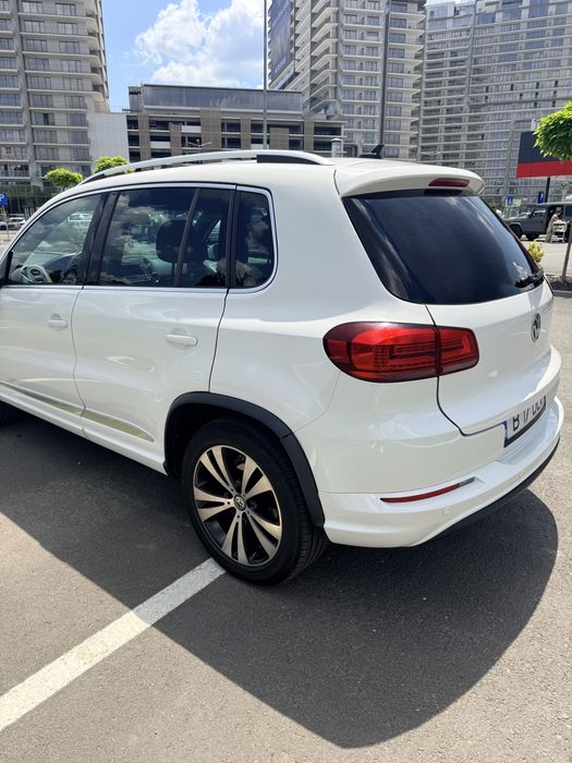 Volkswagen Tiguan  R Line. 4Motion DSG | 2.0 TDI | 177 CP | 160.000 km