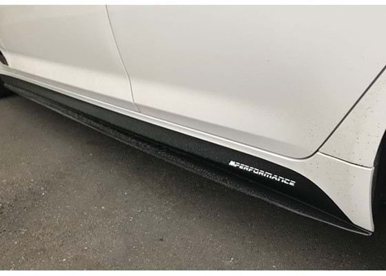 Praguri laterale 215cm din plastic ABS, negru lucios