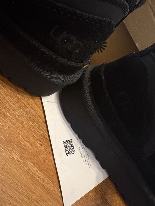 UGG Lowmel Black - 36 x2