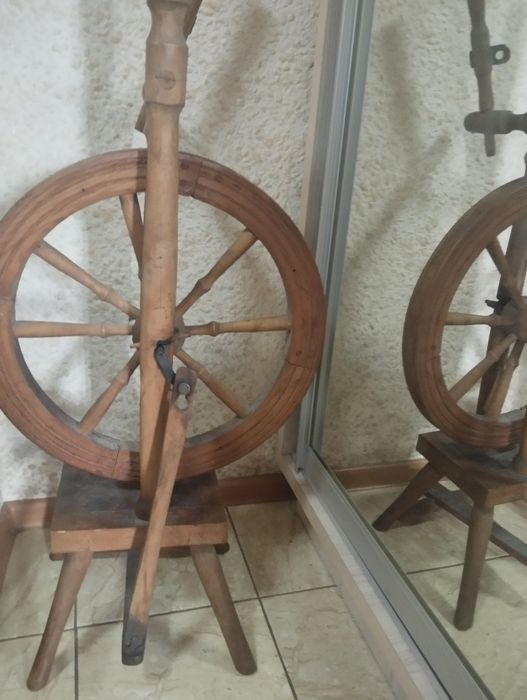 Стулья советские под реставрация продам