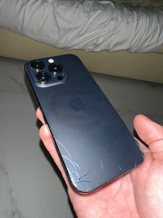 iPhone 15 pro 128