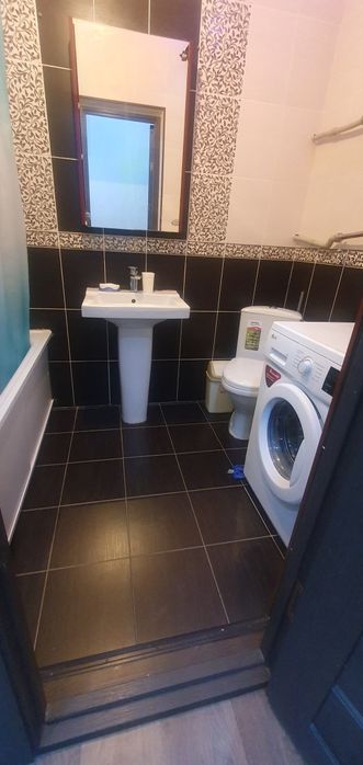 31Б-19дом.2комн. По суточ/час/2000