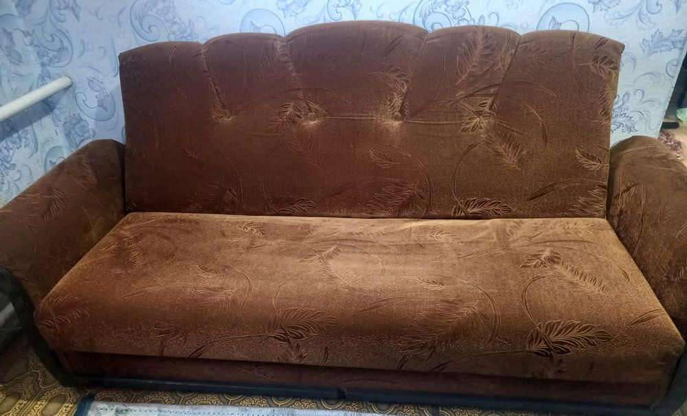 Продам диван и 2 кресла
