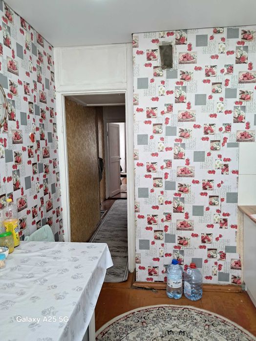 Продам 2 км квартиру
