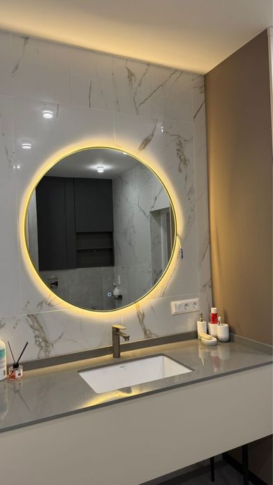 Зеркало с подсветкой