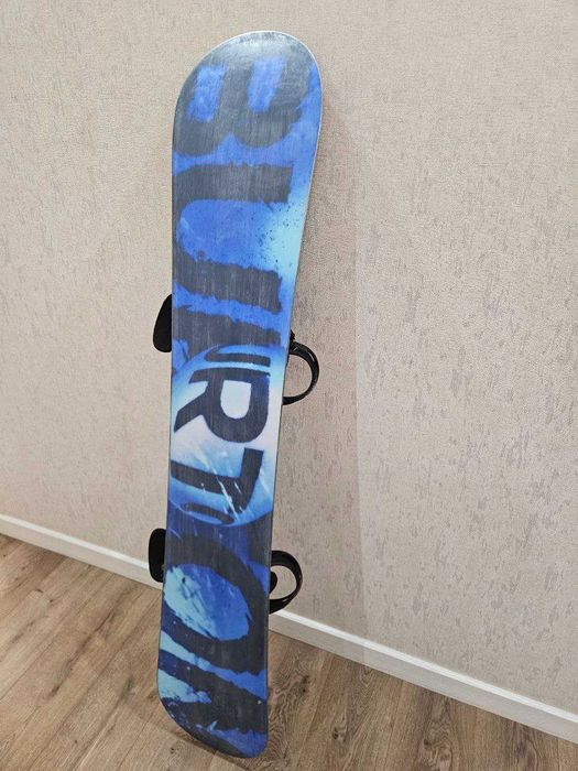 Продается сноуборд+крепления