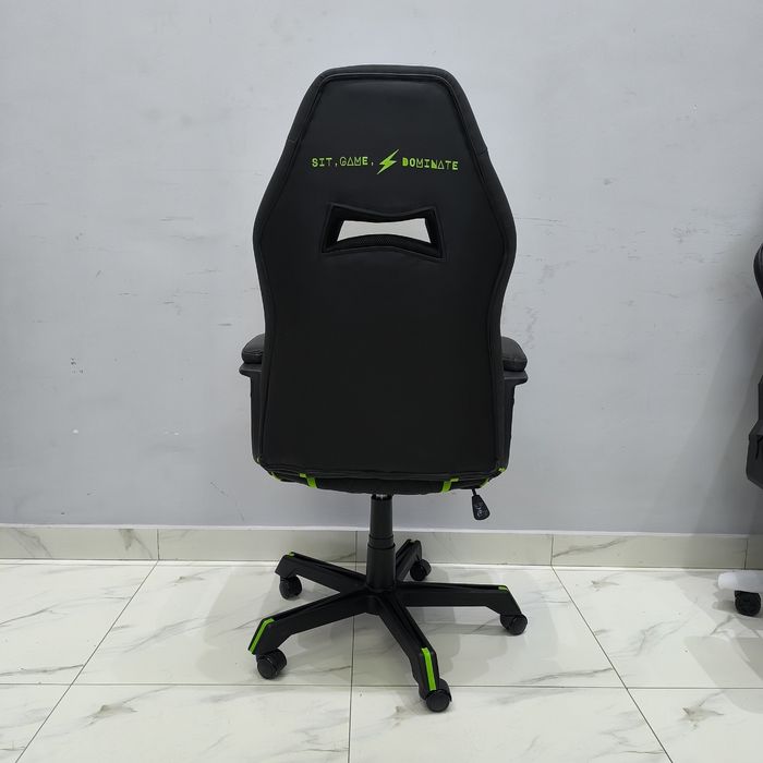 Игровое кресло , для игровых клуб , игровые кресла разных вариантов