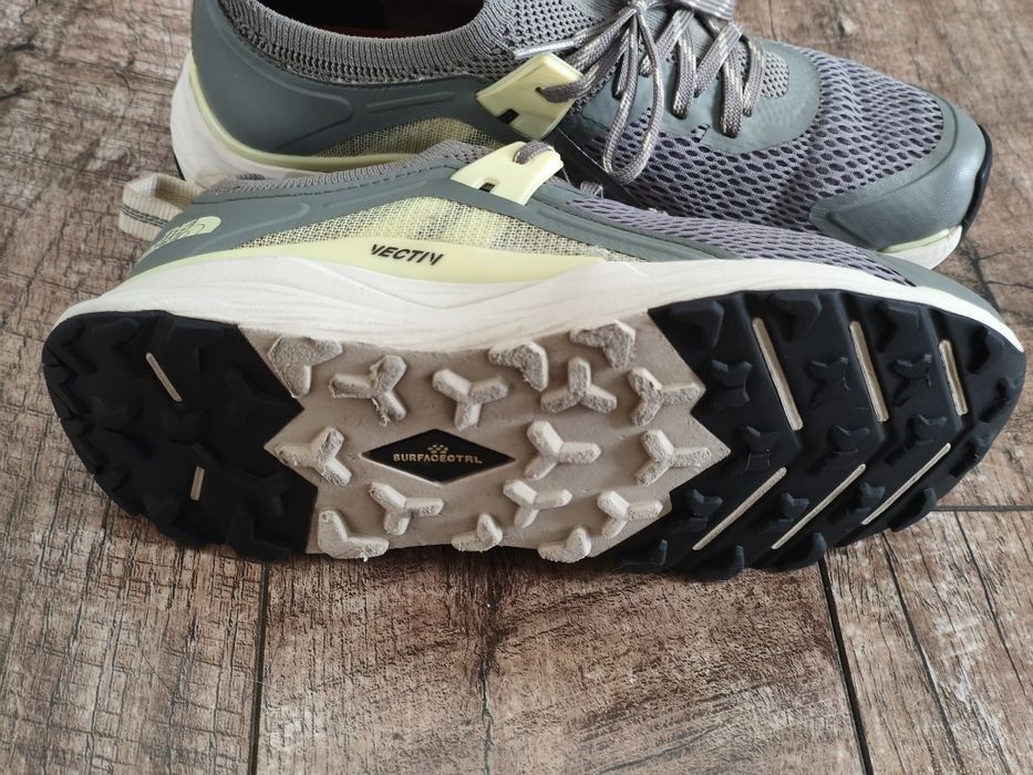 The North face, маратонки, номер 39