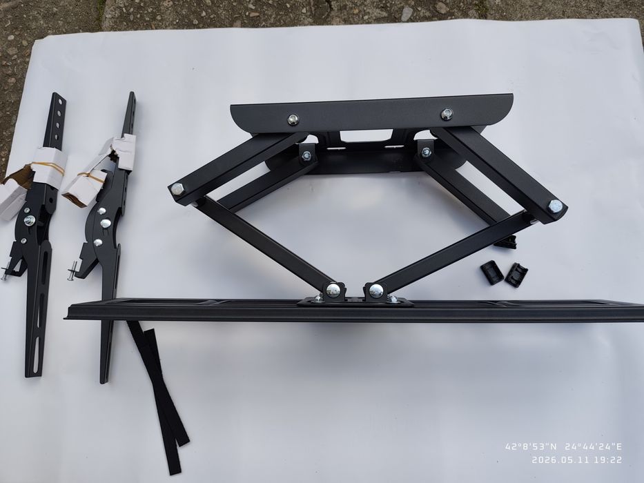 Стойка за телевизор Hama 32"-84"