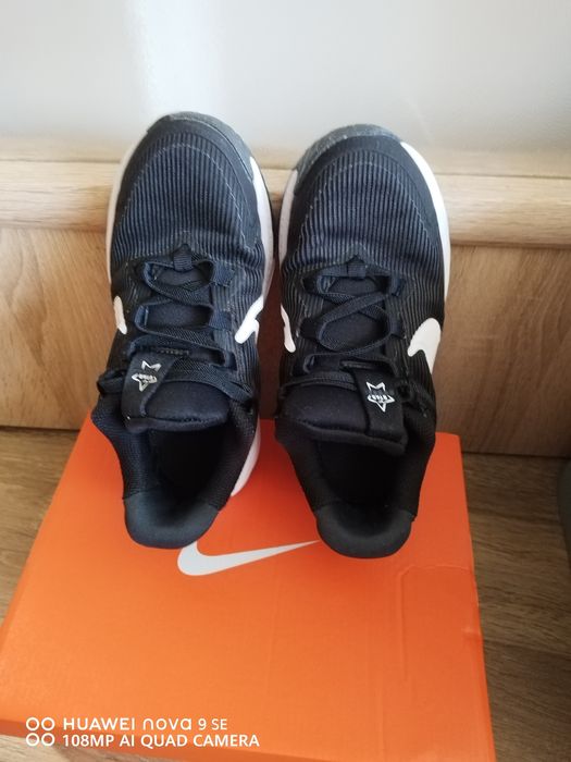 Маратонки Nike 30 номер