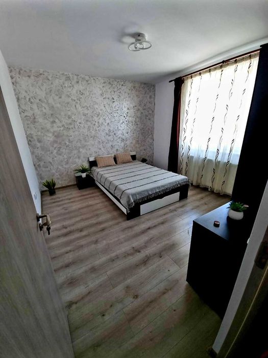 Apartament 2 camere de închiriat