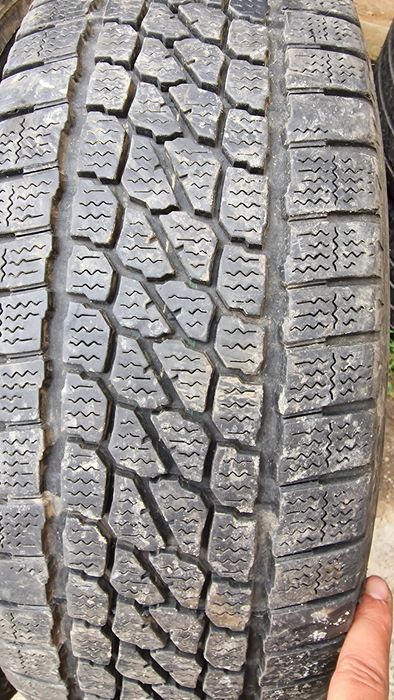 Anvelope 225/65R16C marca Firestone, DOT 2022,6.5 mm,M +S