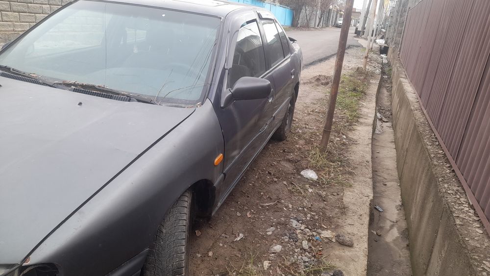 Продам машину ниссан примера