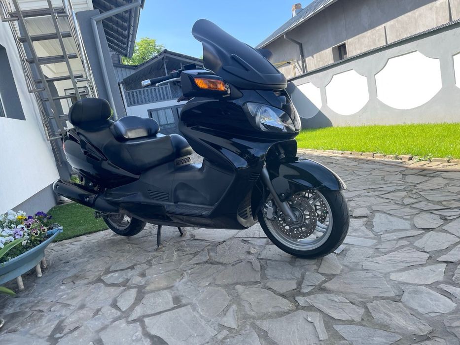 Suzuki Burgman 650 executive, abs