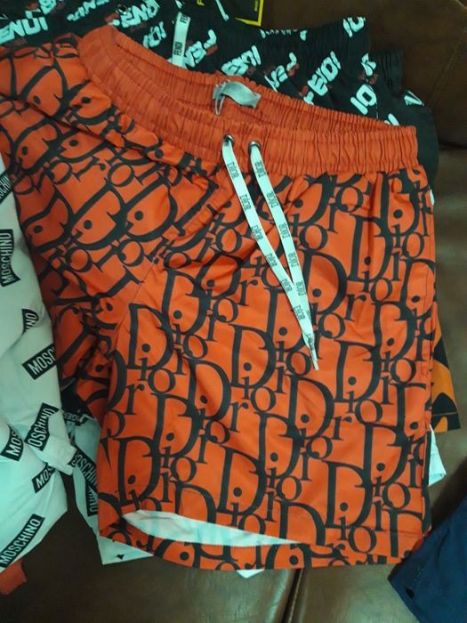 Șort baie de vinzare