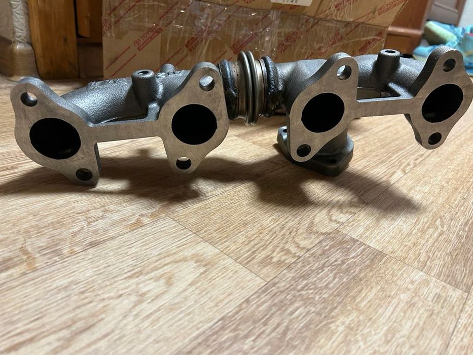 Продам выпускной коллектор