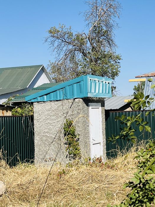 Продам дом. Участок 8 соток