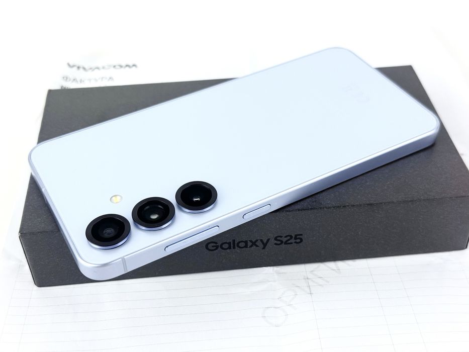 Samsung Galaxy S25 5G 128GB 12RAM Icyblue 100% Батерия! 2г. Гаранция!