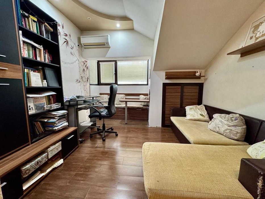 Продава се Тристаен апартамент в Велико Търново, Колю Фичето - 65 кв.м за 1750 €/кв.м - Снимка #6