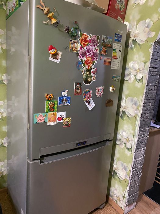 Продам холодильник