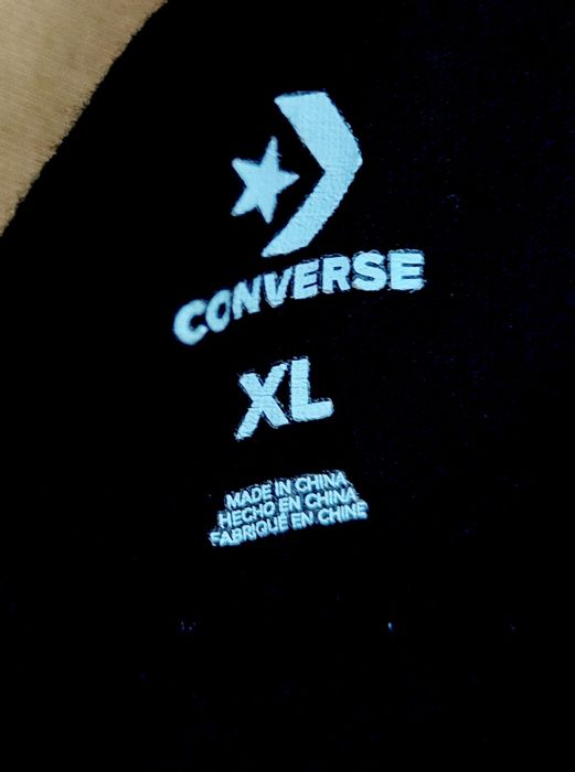 Maieu Converse negru.