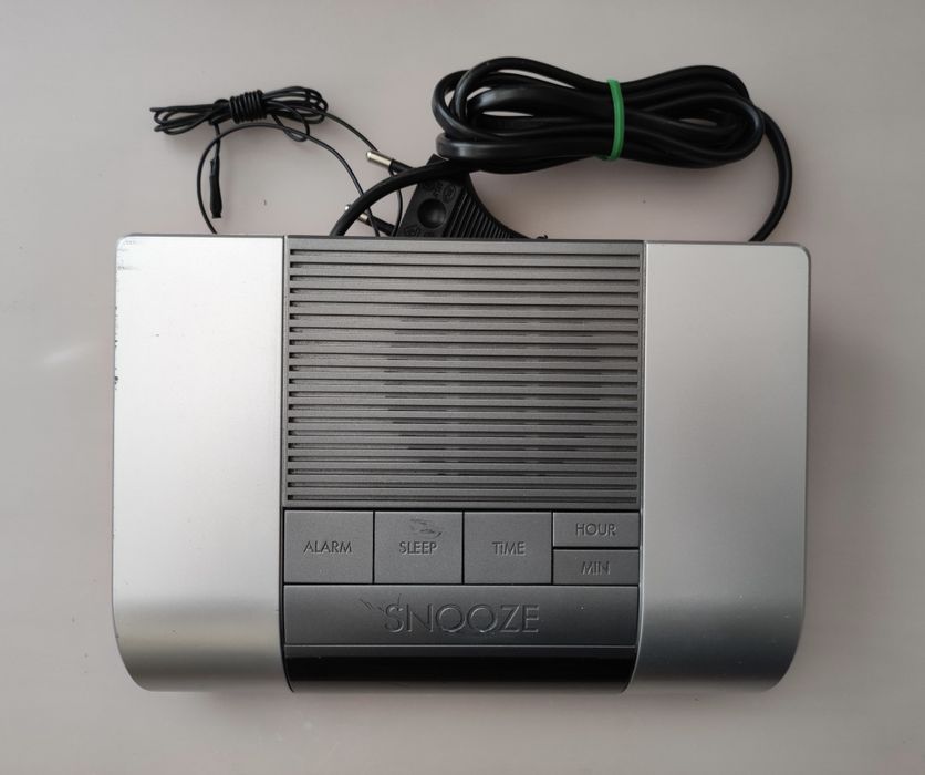 Grundig Sonoclock 360 - Радио Часовник / Будилник