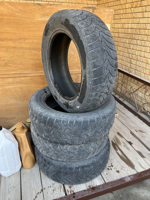 Зимние шины 205.60.р16