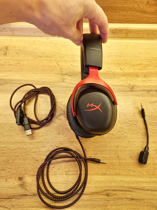 Наушники HyperX Cloud III черно-красный .