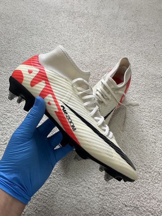 Pereche de ghete de fotbal Nike Zoom Superfly 9 Elite FG. Cu filete