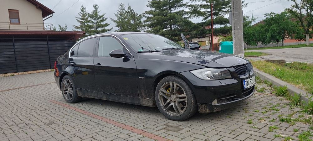 Vând BMW E90 325xi
