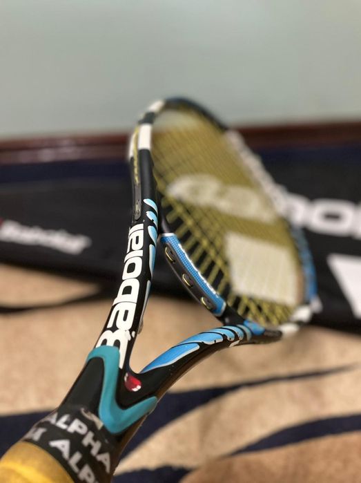 Теннисная ракетка "BABOLAT"