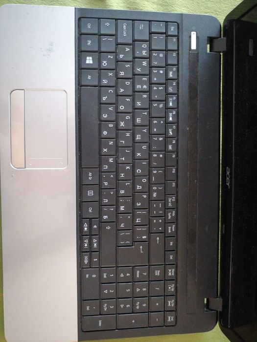 Лаптоп Acer Aspire E1-571 Q5WPH 15.6" За части