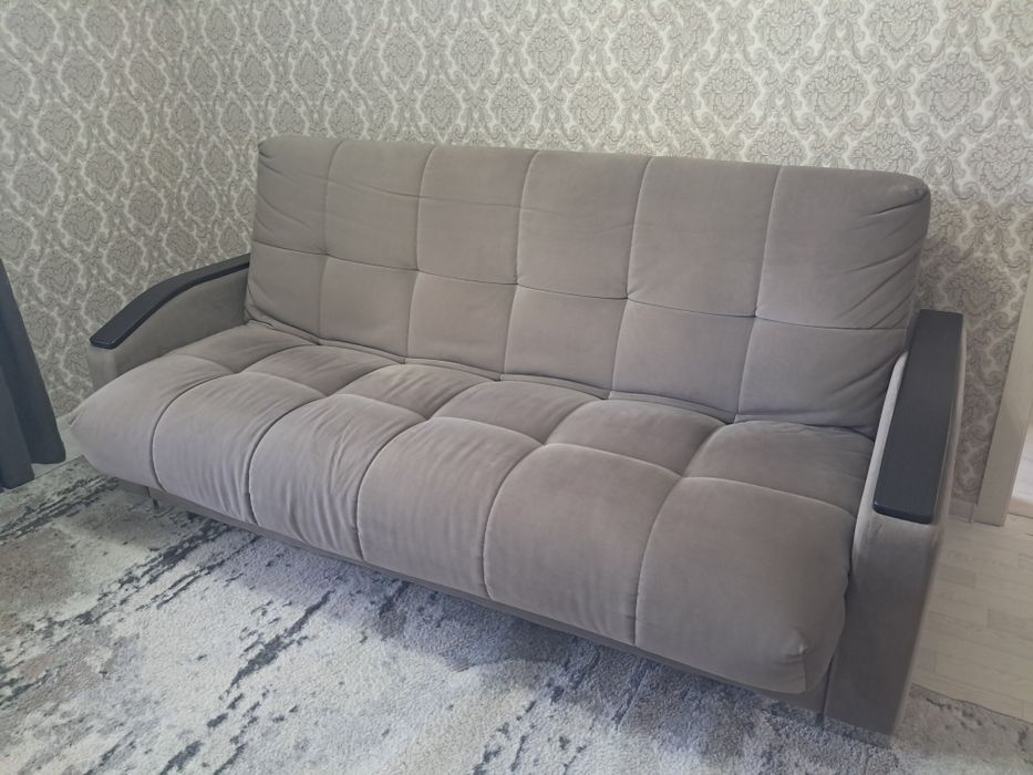 Продам диван в хорошем состоянии